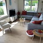 Mooie Vlakbij De Zee! *