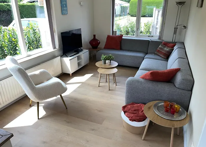 Mooie Vlakbij De Zee! *