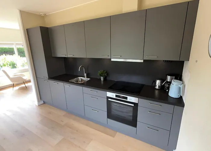 Mooie Vlakbij De Zee!