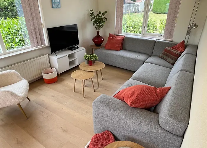 Mooie Vlakbij De Zee! *