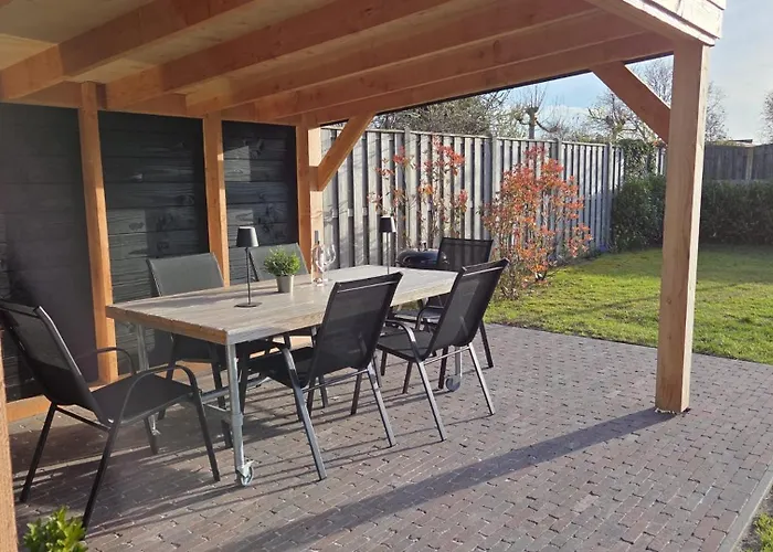 Mooie Vlakbij De Zee! Holiday home Ouddorp